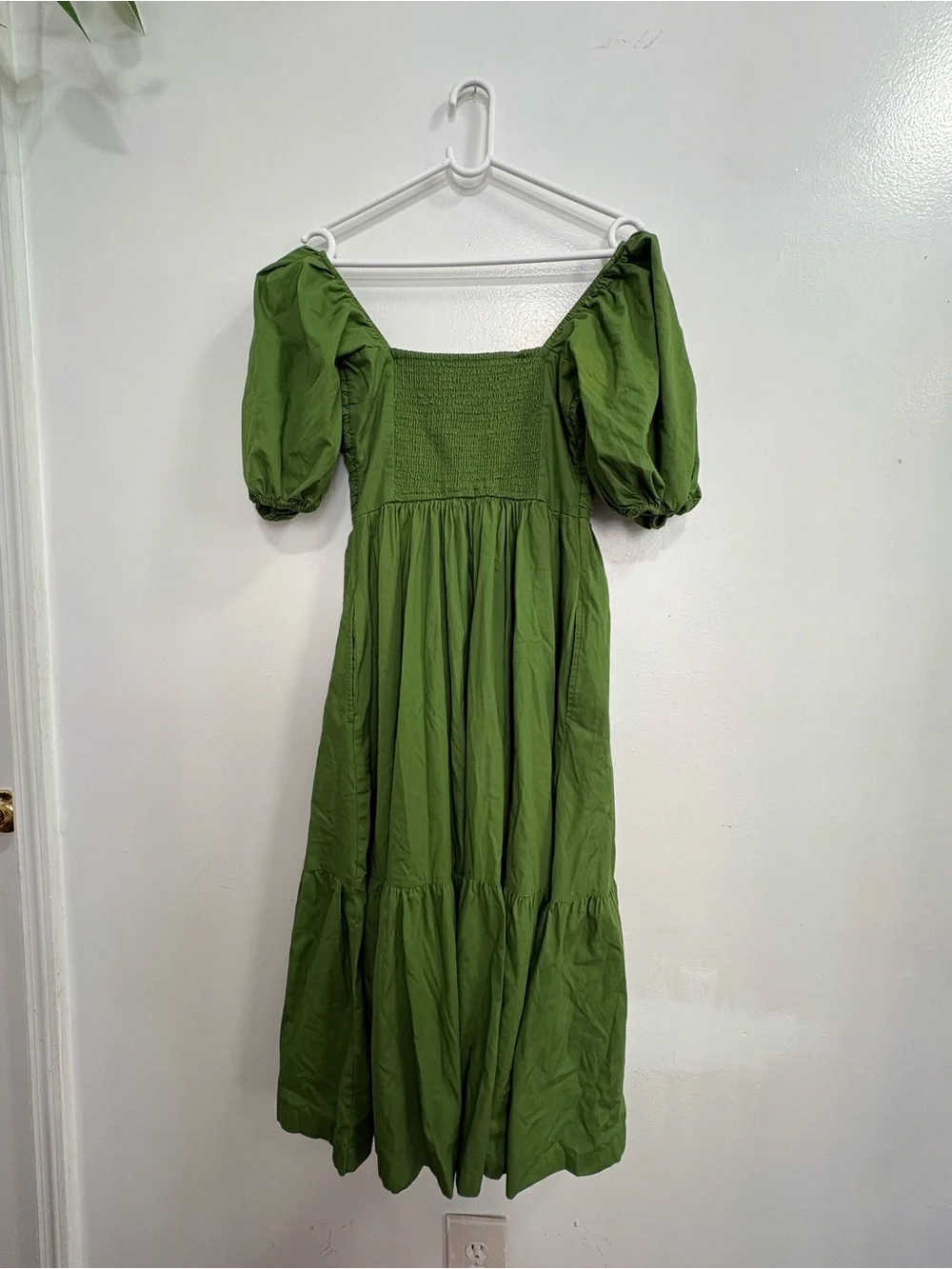 Abercrombie & Fitch Olive Green Puff-Sleeve Midi Dress